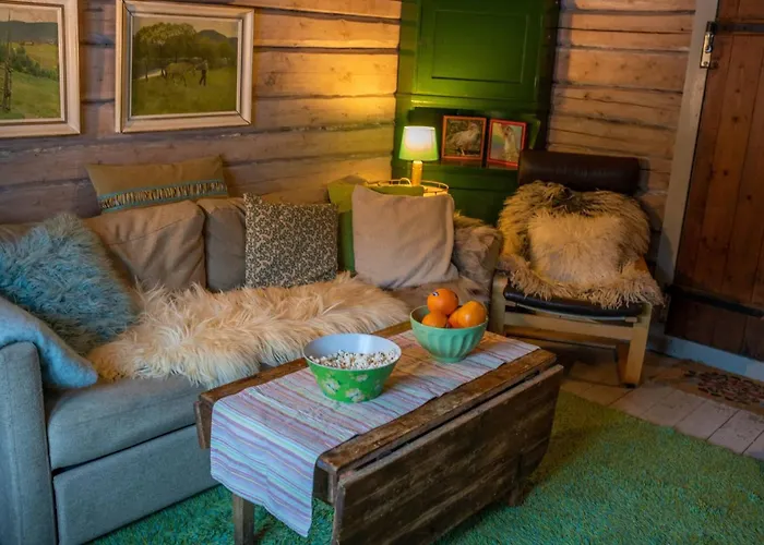 Cozy Retreat In Scenic Valley, E6 South Of Trondheim